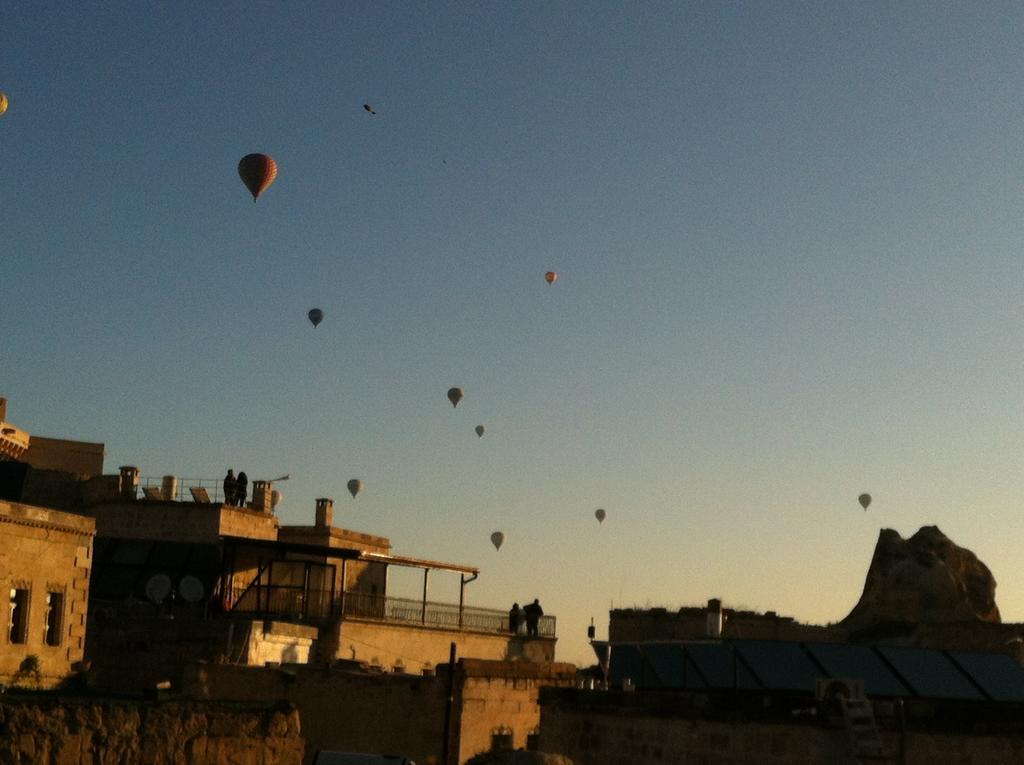 Whisper Cave House Hotel Goreme Bagian luar foto